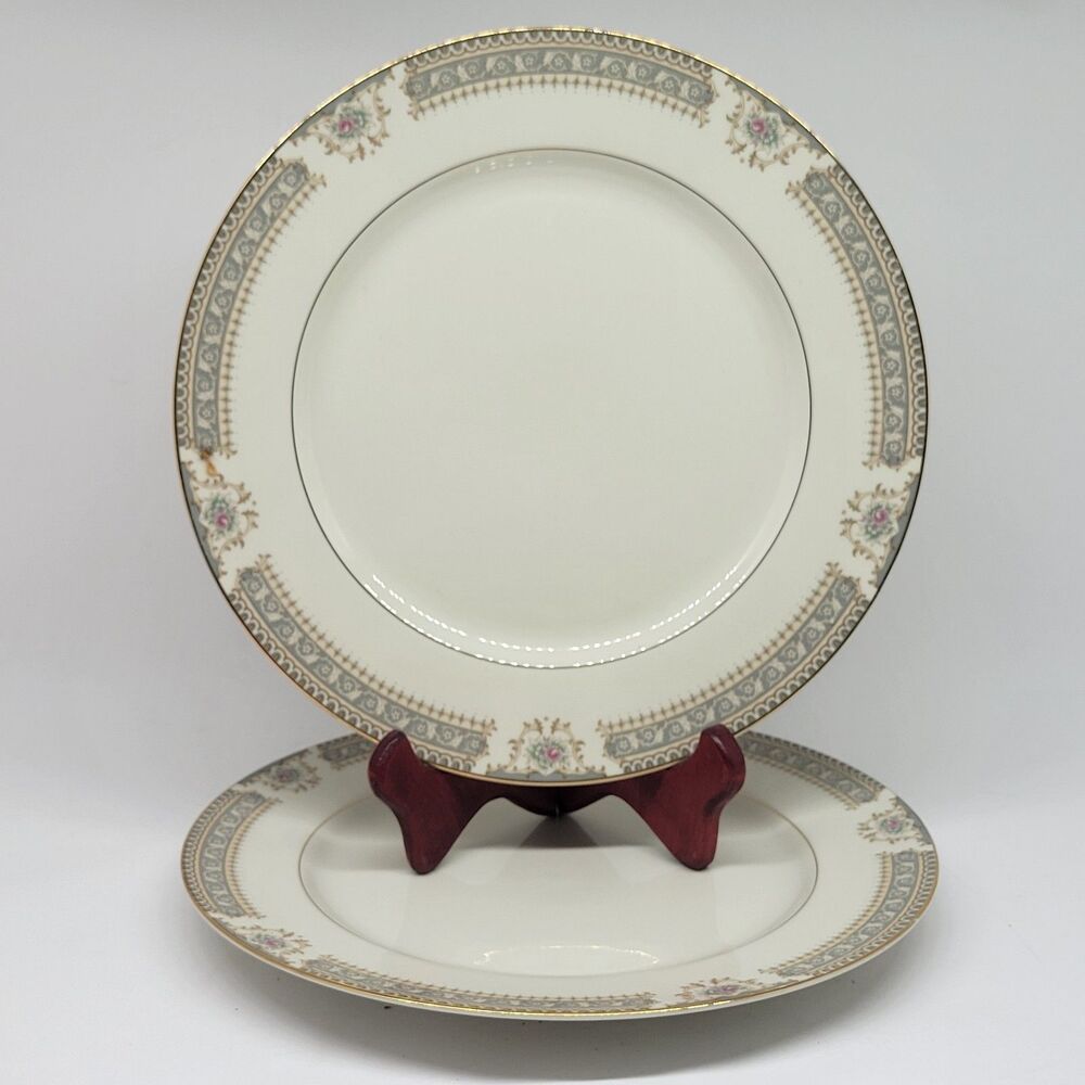 Mikasa Ivory China Richelieu  Dinner Plate 10 7/8" Discontinued Set of 2